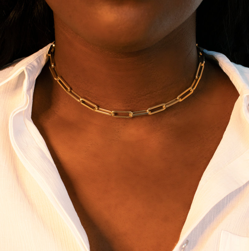 14k Gold Hollow Paperclip Necklace